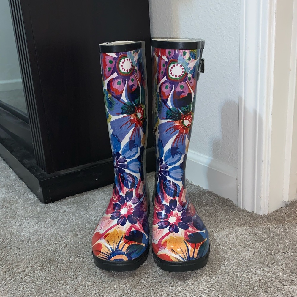 Flower rain boots